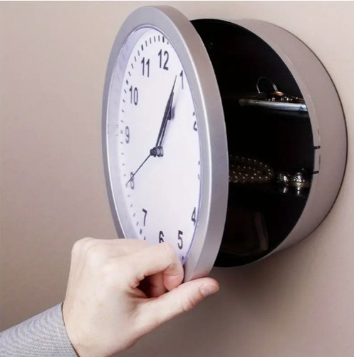 Orologio parete con - parete, cassaforte